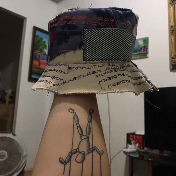 Bucket hat - Picture 2 of 2